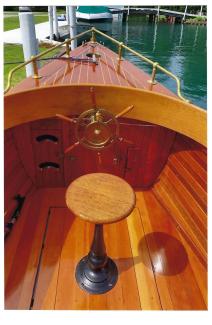 1906 ELCO ELECTRIC LAUNCH -Willow inside view
