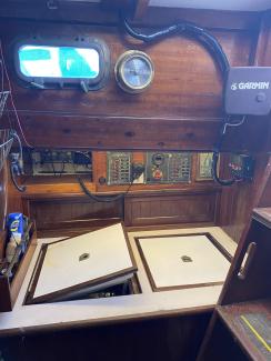 Custom 37’ Garden Ketch