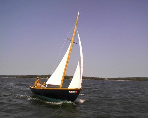 17’ Herreshoff Buzzards Bay, undersail